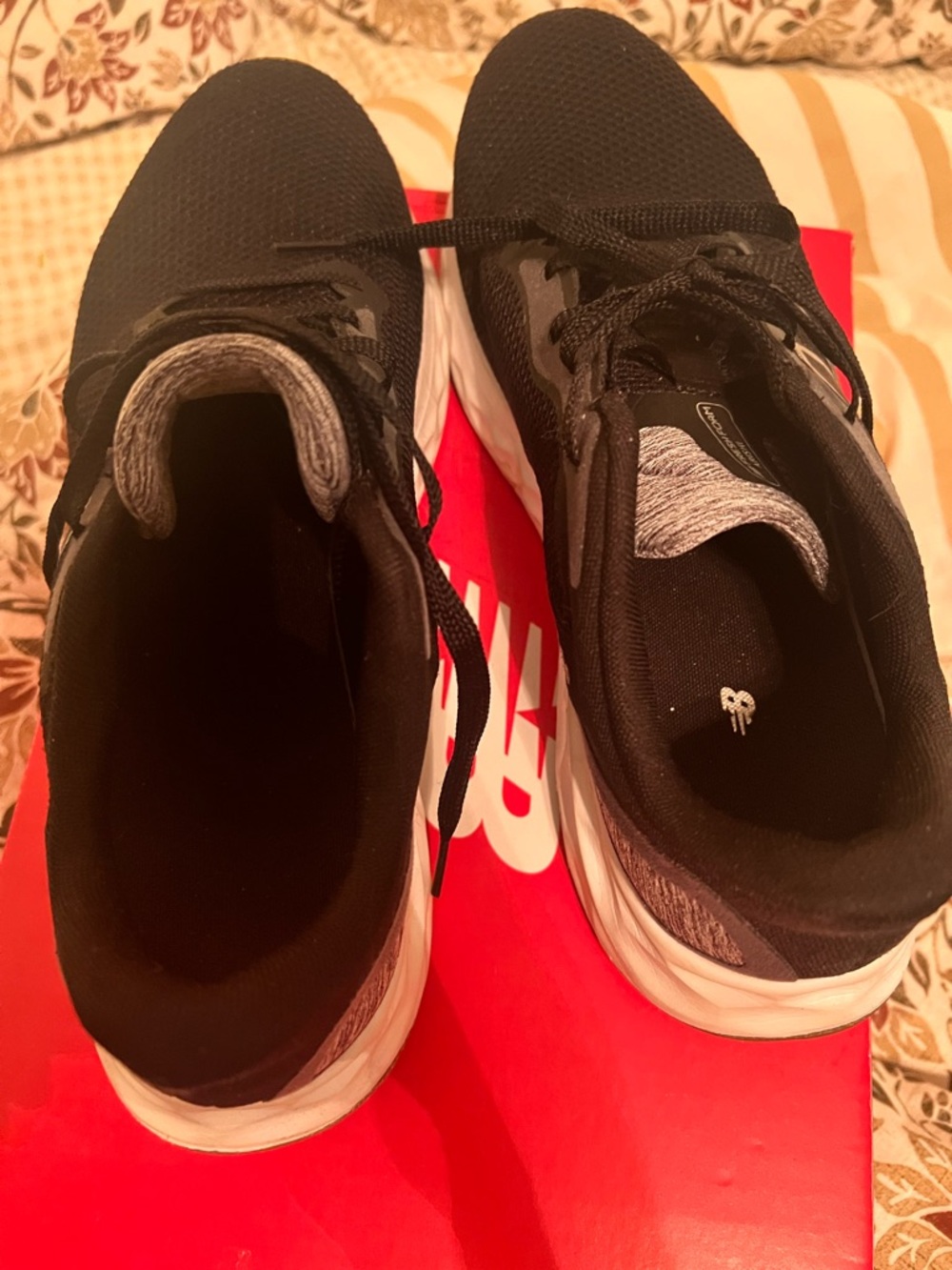 New Balance 1080v 15 Running Sneakers - Picture 4 of 5